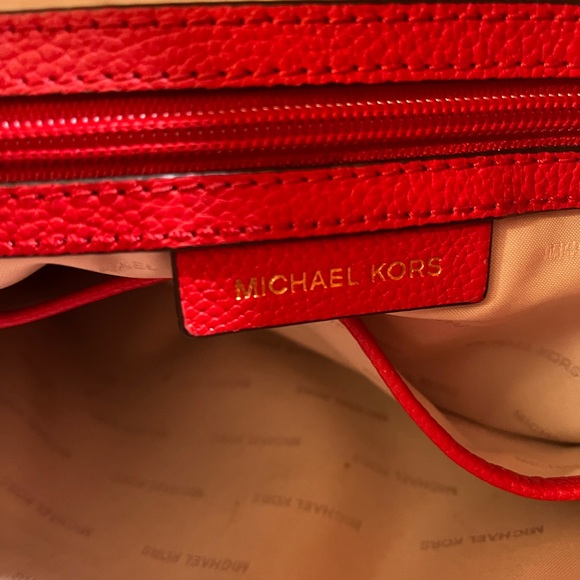 Michael Kors Mercer Chain Bright Red Tote Leather - Picture 11 of 16